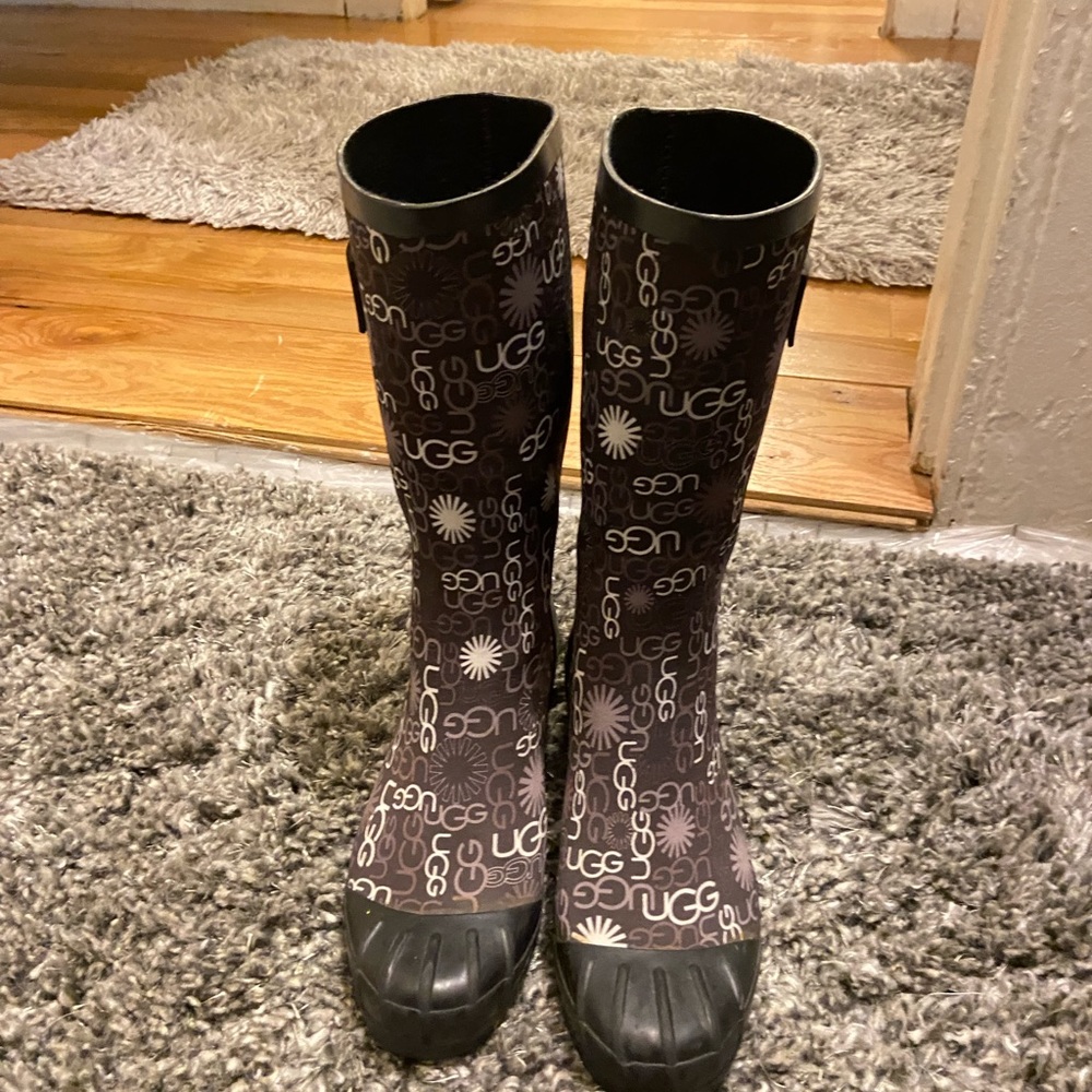 UGG Rain boots